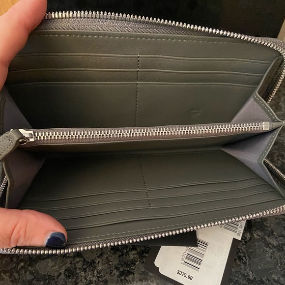MCM Klara Leather Zip Wallet - Picture 6 of 10